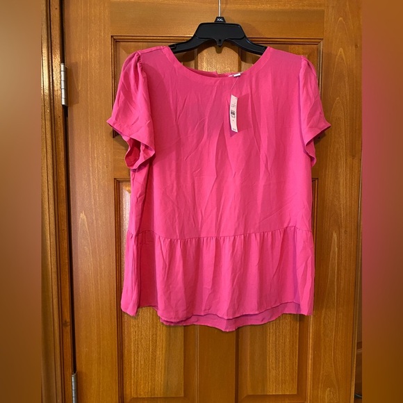 Ann Taylor Loft Peplum Blouse New Pink Lightweight Medium Buttons Summer - Picture 1 of 8